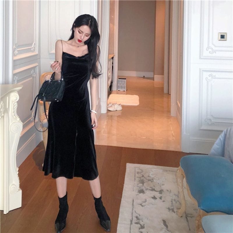 Robe en Velour Noire